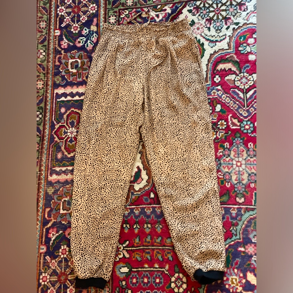 ELLISON LEOPARD PRINT JOGGERS